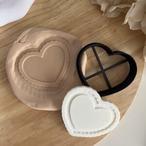 EASTER2025 Vintage Heart Frame fondant stamp and cutter