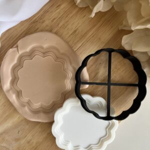 EASTER2025 Wavy Circle Frame fondant stamp and cutter