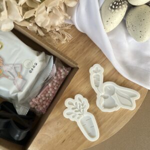 mini DIY Húsvéti nyuszis doboz - RÉPA - sütikiszúróval, mintázóval