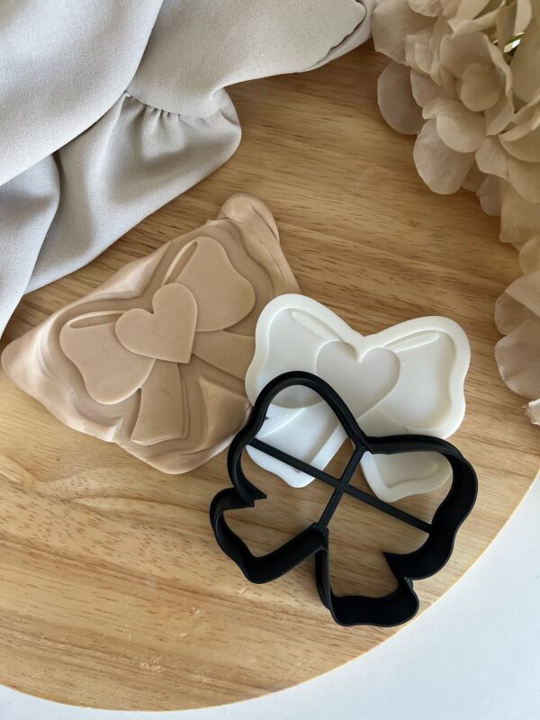 CHRISTMAS2025  Christmas bow fondant stamp and cutter